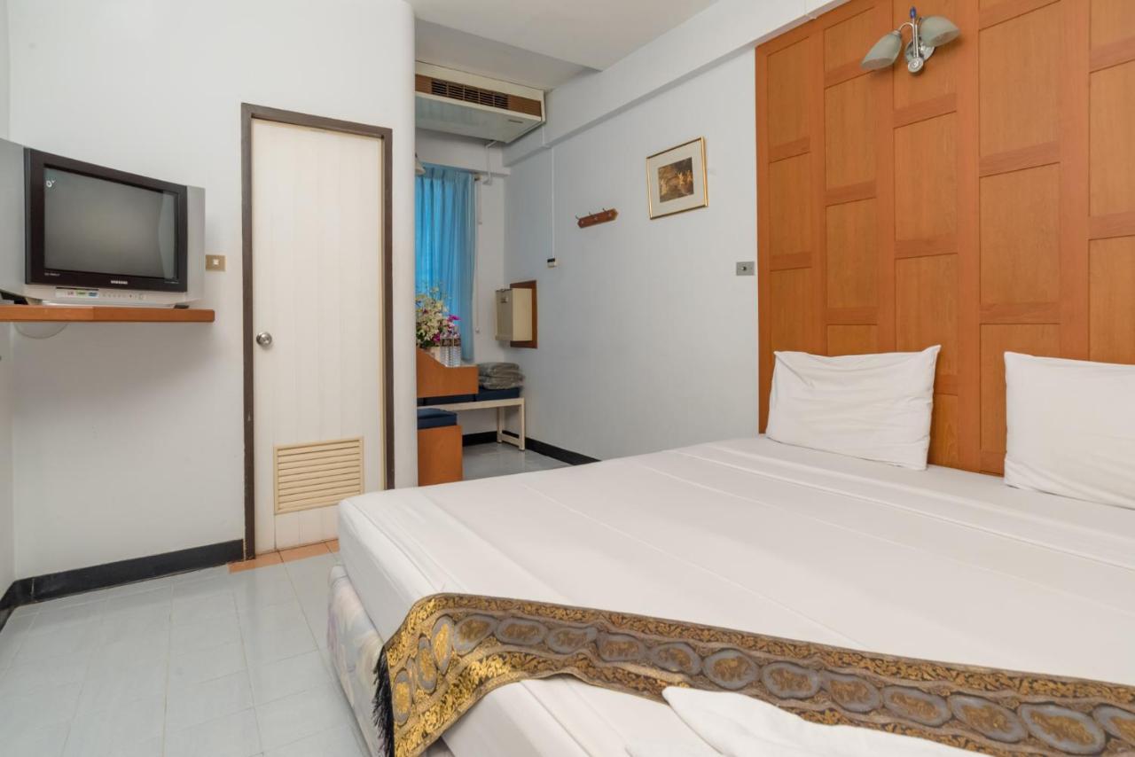 New Siam 1 Guest House Bangkok Buitenkant foto
